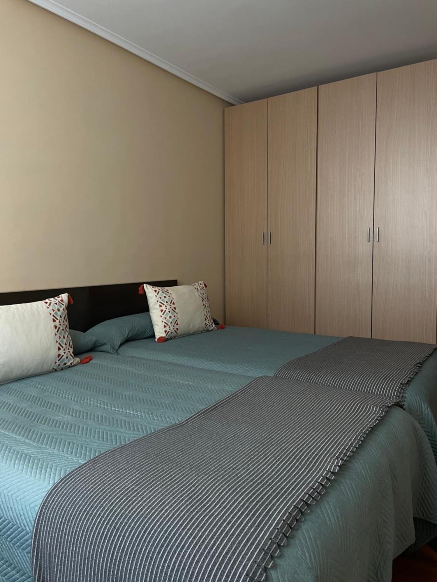 Ferienwohnung Piso En El Centro De Laredo A Pie De Playa Exterior foto